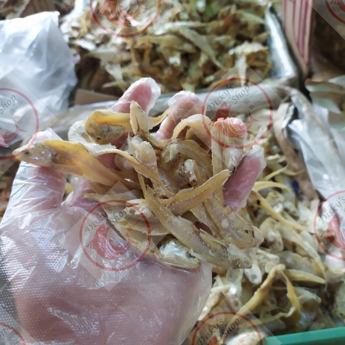 

Ikan Asin Bulu Ayam Tawar Kering Grade A Asli Kalimantan 250 Gr