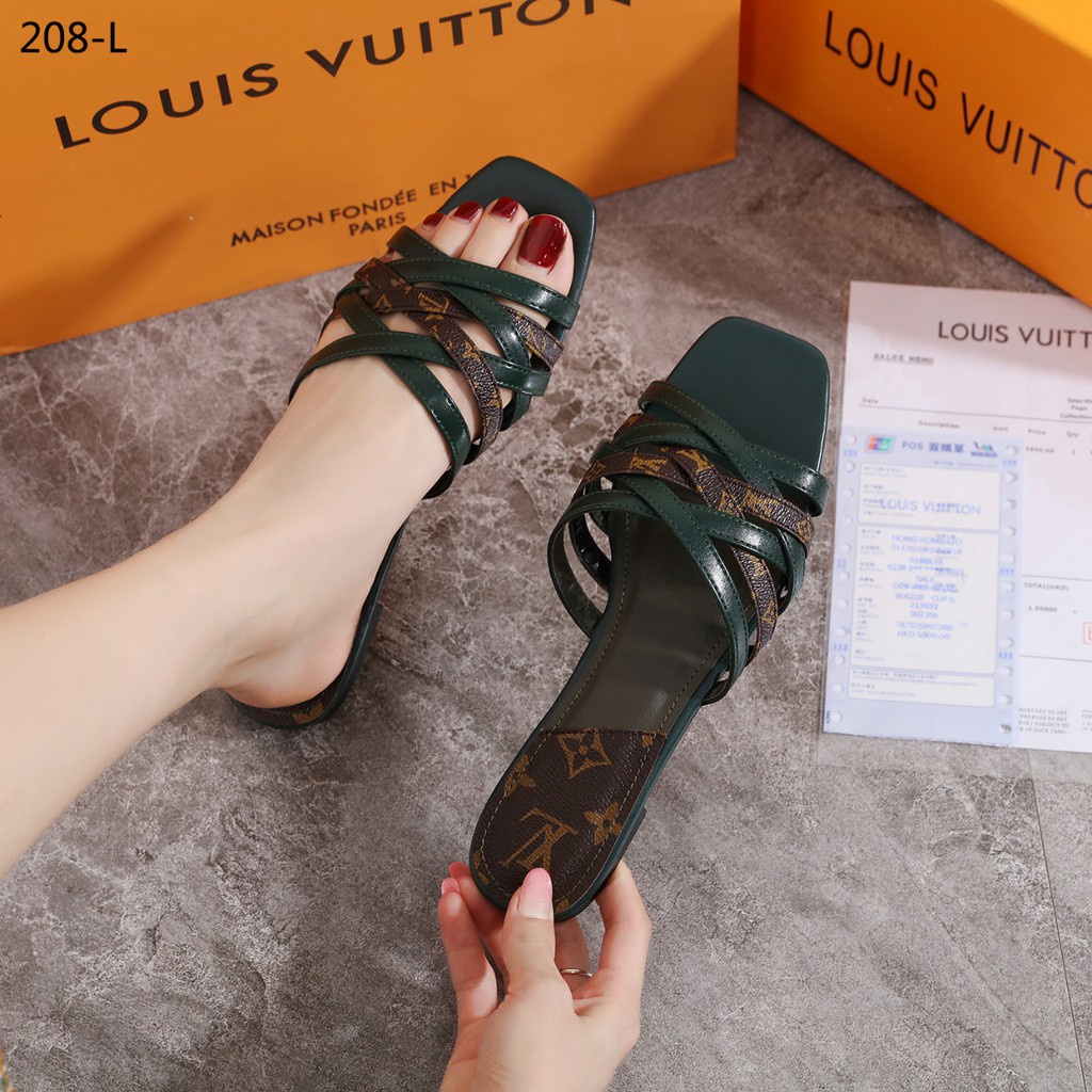 LV LOUIS VUITTON SANDAL  #208-L