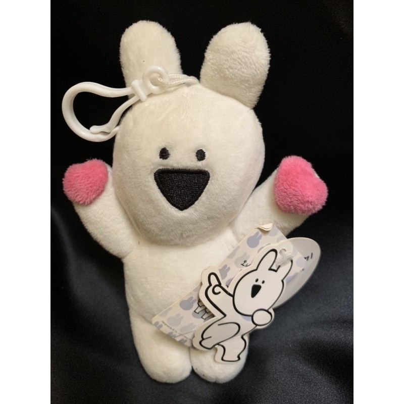 extremely rabbit gantungan kunci