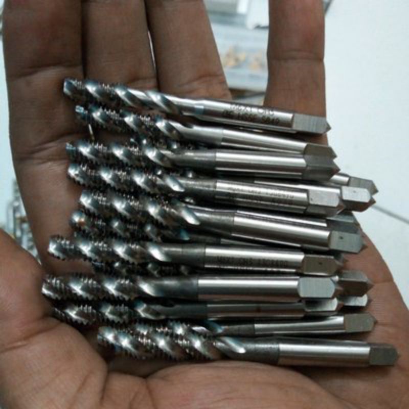 tap spiral. tap mesun. tap ulir. m6x1.0 OSG
