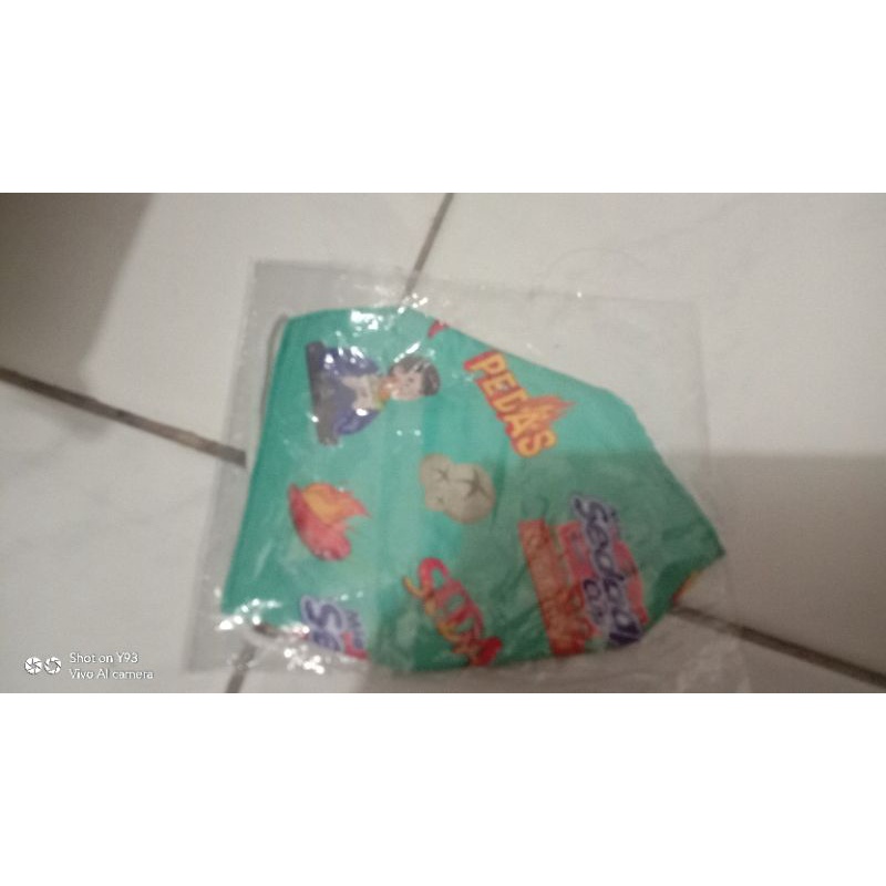 masker mie sedaap cup rawit bingit