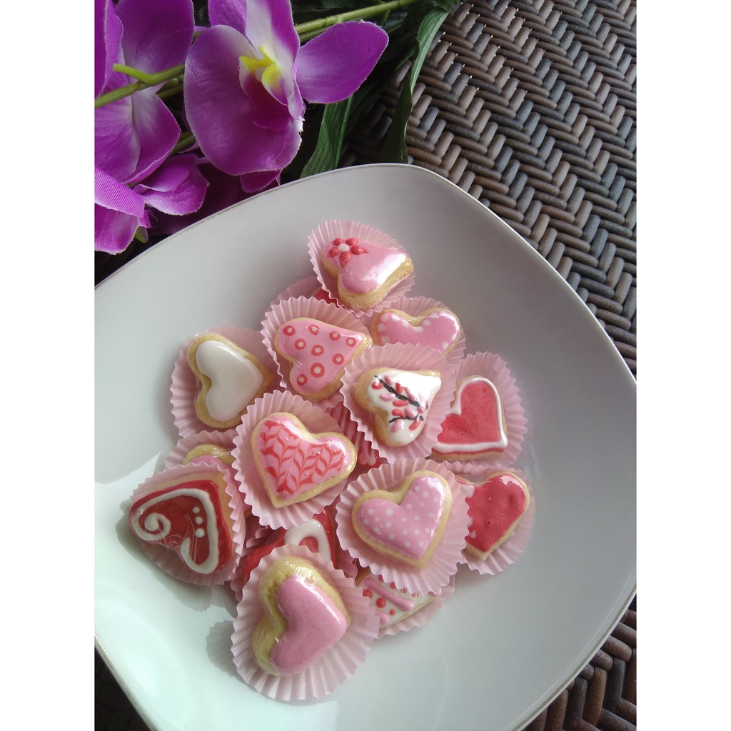 

Kue icing sugar