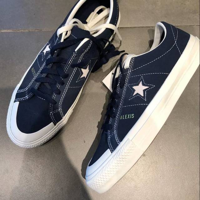 Sepatu Original Converse Cons Alexis