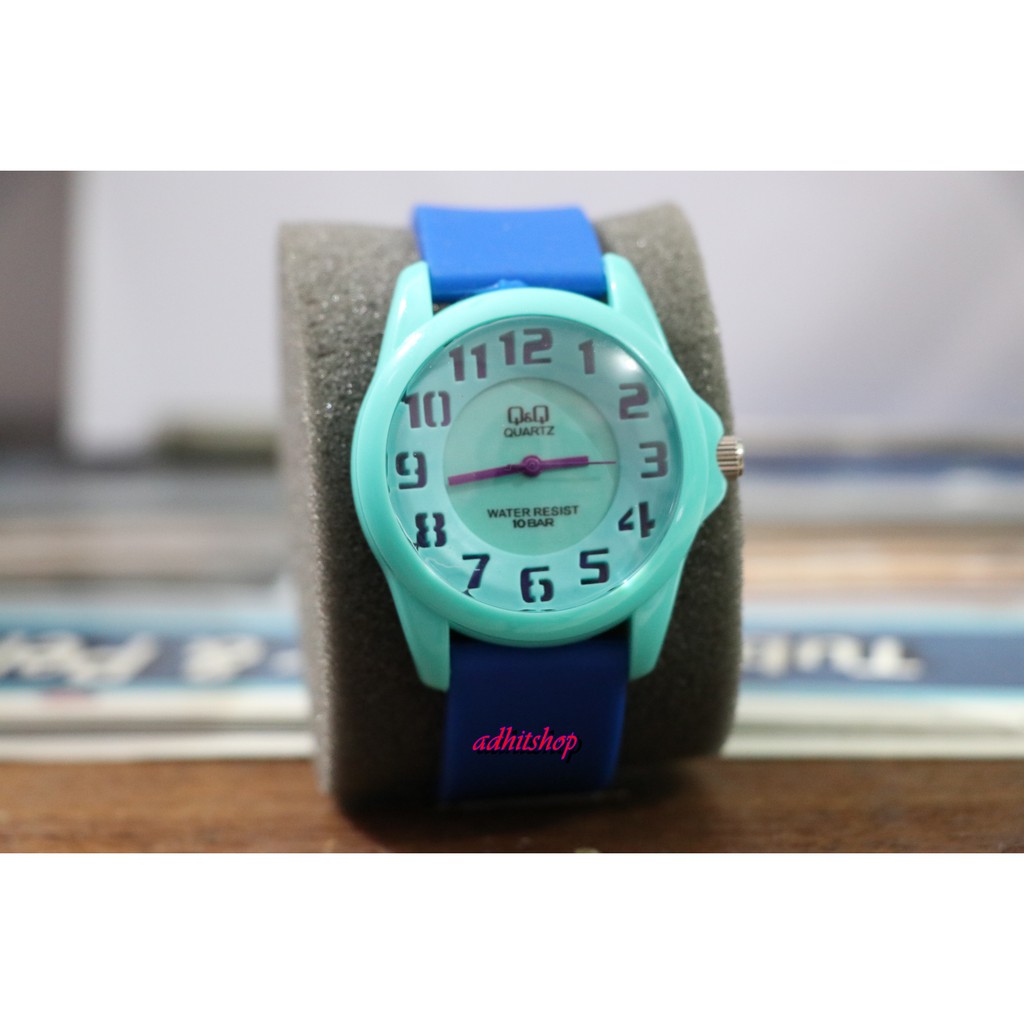 (COD) Jam Tangan Sport Remaja - QQ Tali Karet - Blue