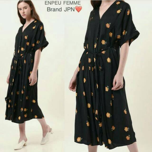 Black Flower Tie Dress by Unpeu Femme