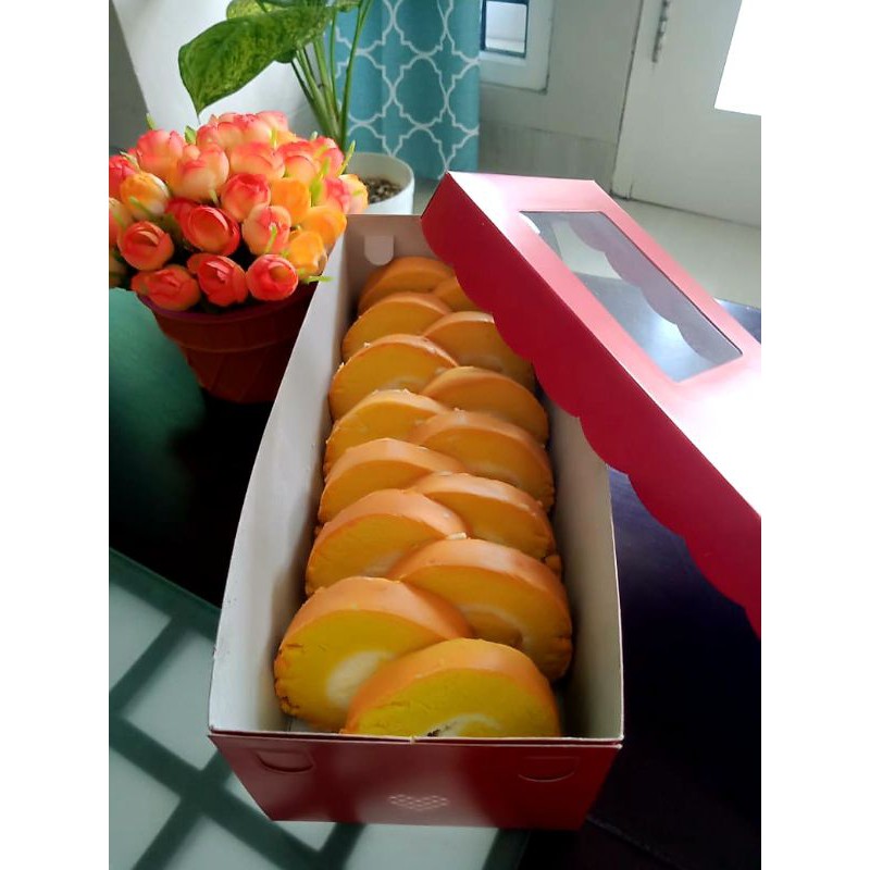 

Bolu Gulung Ta'nya Kitchen
