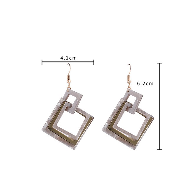 LRC Anting Gantung Fashion Square Shape Decorated Earrings