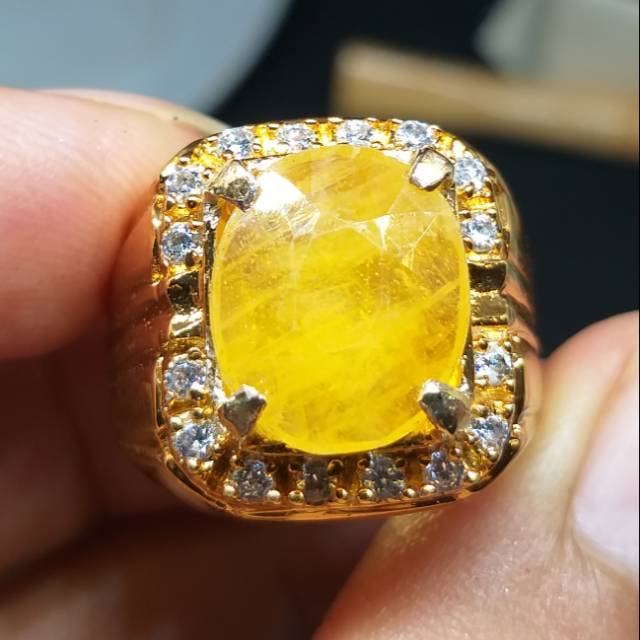 Yellow safire ethiopia HQ