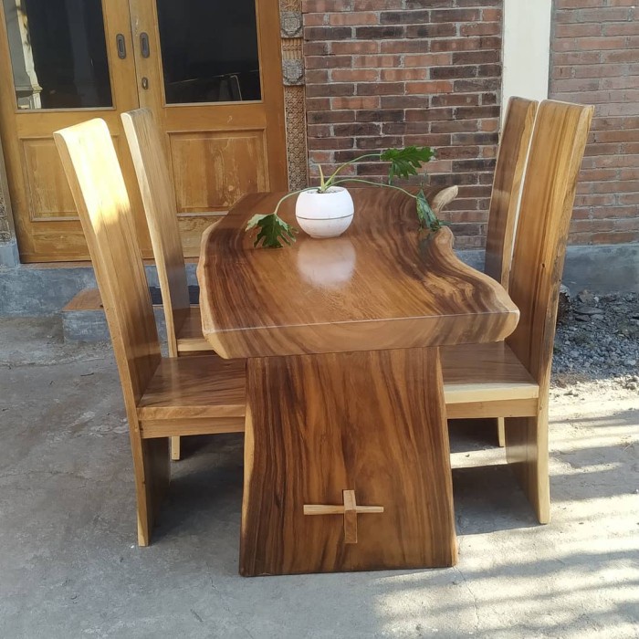 KURSI MEJA MAKAN ANTIK KAYU SUAR TREMBESI 4 kursi