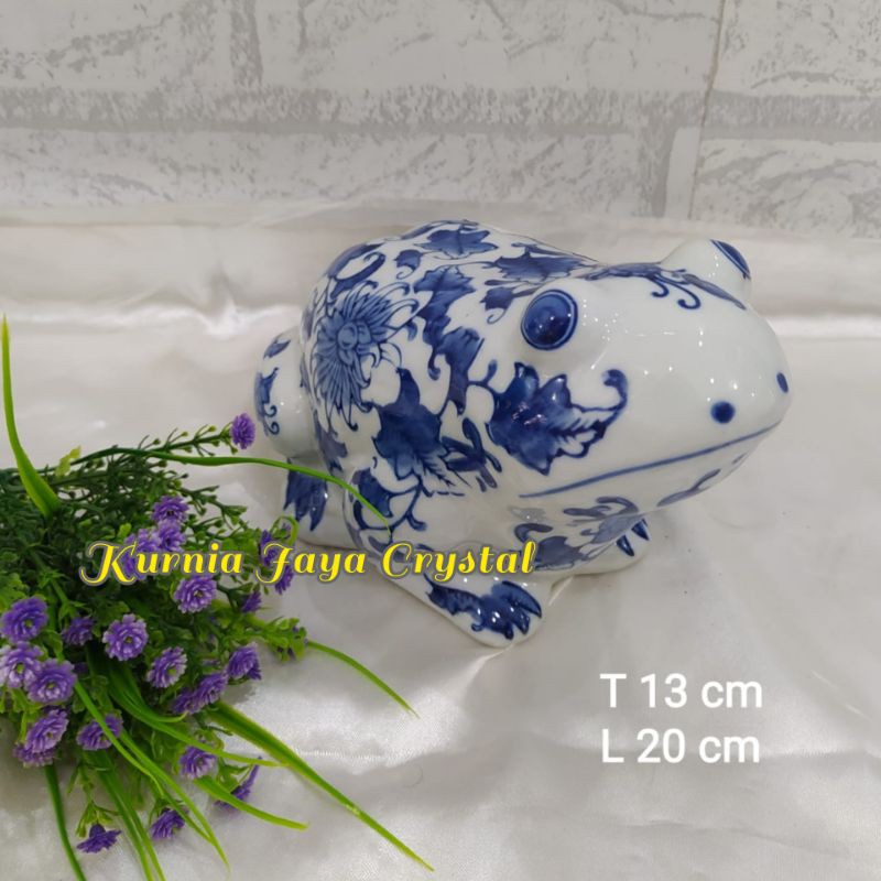Pajangan Katak Keramik Biru Putih/ Katak Pajangan Keramik Import