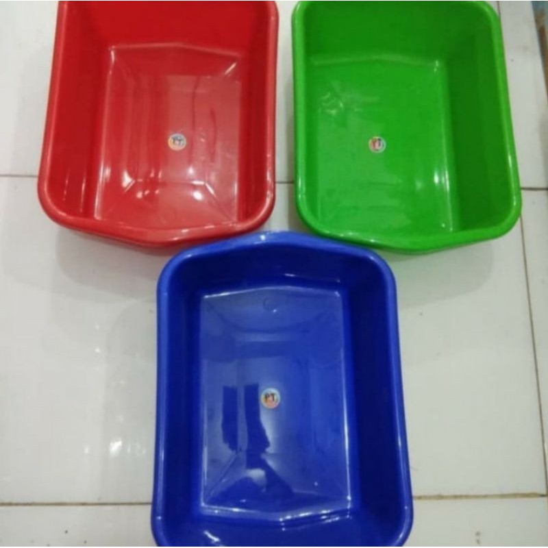 Bak Pasir Plastik / Baskom Kotak Warna / Bak Segi Warna DX 303 Komet Star