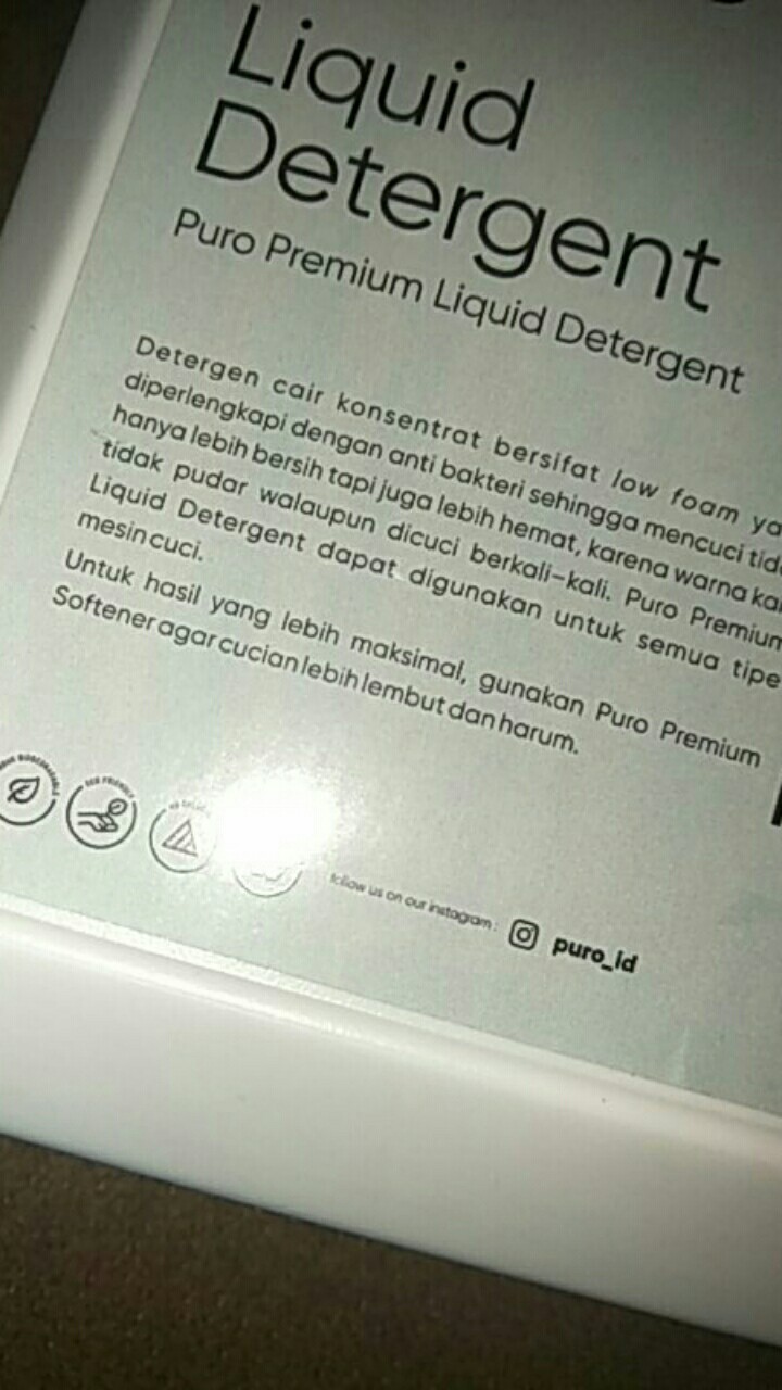 Deterjen Cair Puro Premium - 1 Liter