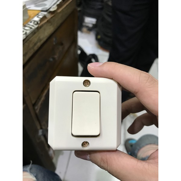 Perlengkapan Listrik - Saklar Broco - Saklar Saklar Engkel Outbow Ob Broco Produk Terbaik