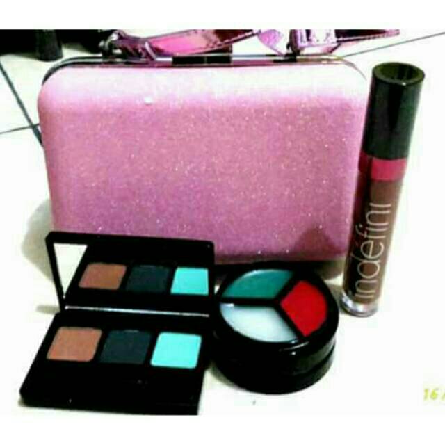 

Georgieus sparkling pack