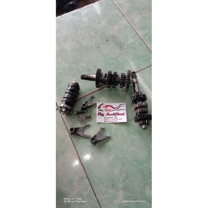 rasio/gigi /tranmisi r15 pnp vixion
