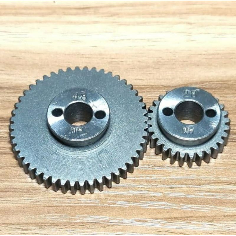 141374000 Dan 141386000 Gear Mesin Lobang Kancing LH4-B814