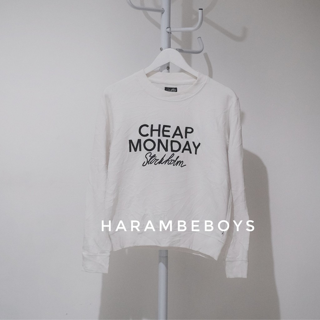 CREWNECK CHEAP MONDAY PUTIH TERMURAH ORIGINAL