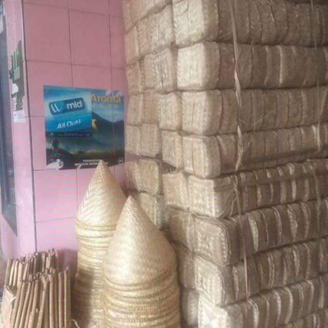 Besek bambu ukuran 18 500 pasang plus ongkir jakarta