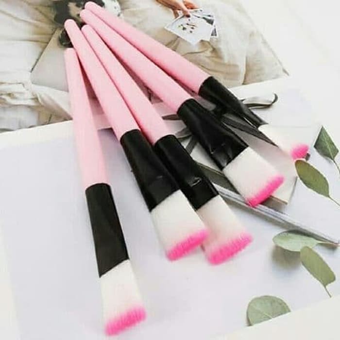 Kuas make up rias rainbow masker makeup brush