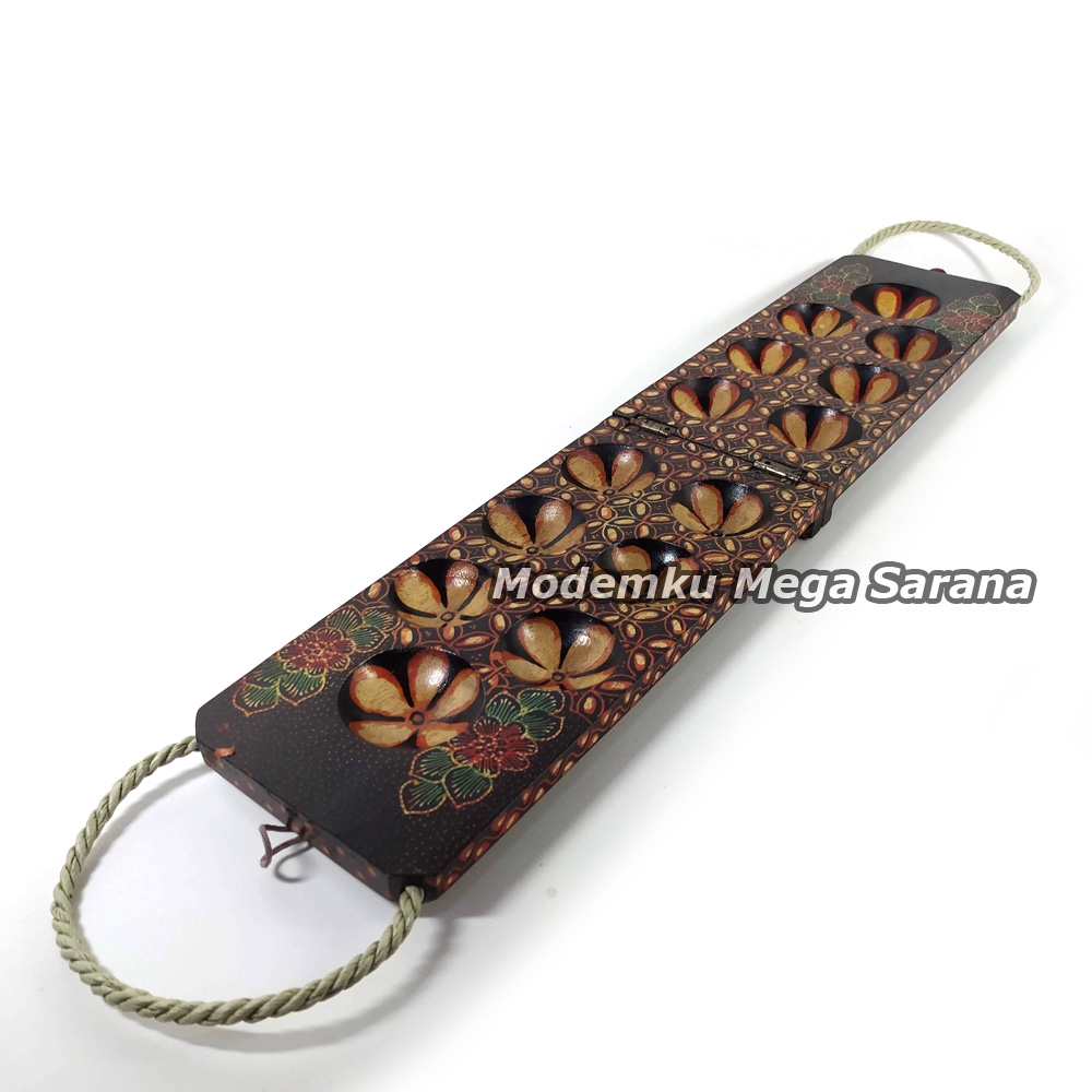 Congklak Dakon Lipat Kayu Batik - Motif A + Biji Kerang