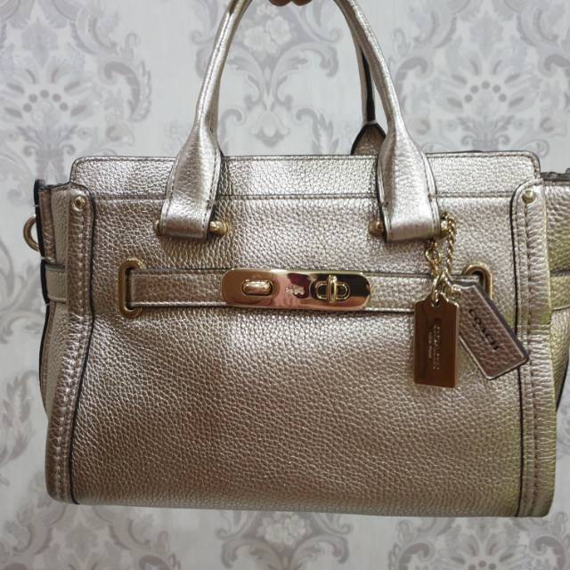 PL Tas Coach Swagger 27
