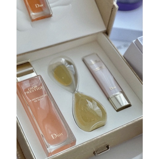 VIP GIFT ORIGINAL DIOR PRESTIGE HOURGLASS, HARDBOX