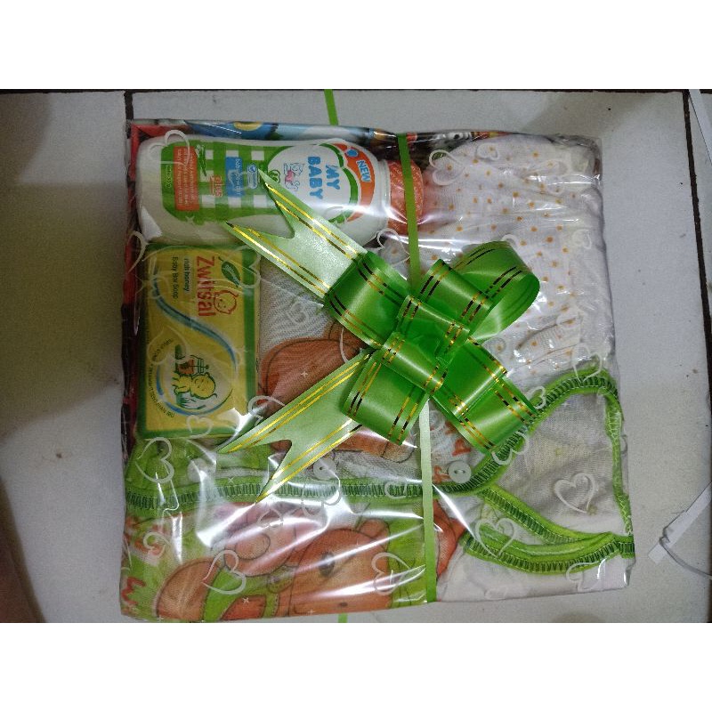 Parsel bayi baru lahir/baju bayi laki dan perempuan/baju kado bayi baru lahir md3-8