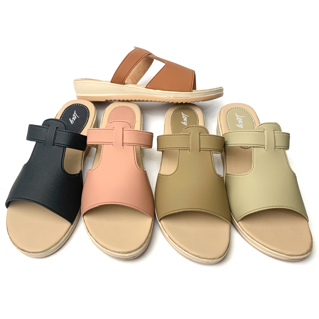 Sandal Wanita Casual Kulit Selop Kokop Hak Wedges