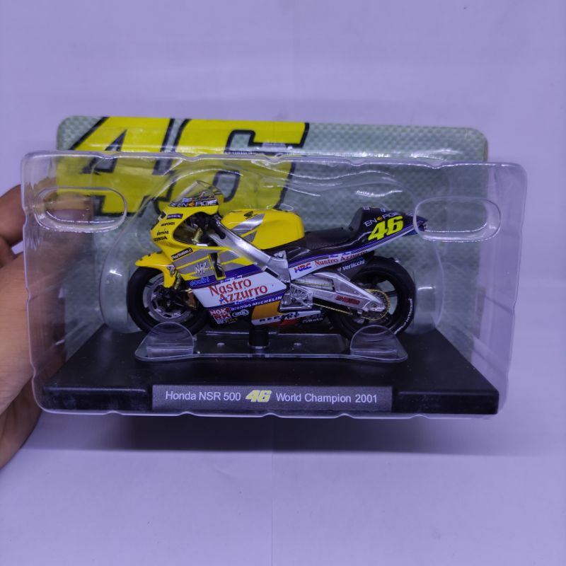 Diecast Miniatur Motogp Honda NSR 500 VR46 World Championship 2001 Mainan motogp Valentino Rossi