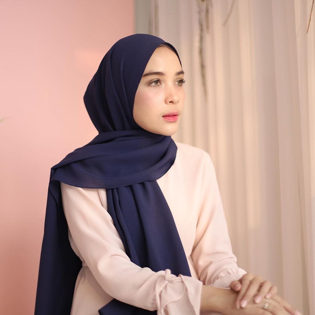 Pashmina Diamond Crepe Panjang 250x75 CM-NAVY