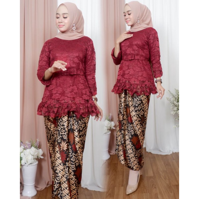 KEBAYA_KEKINIAN_KEBAYA_LESTI_KEJORA_KEBAYA_TERBARU_2021