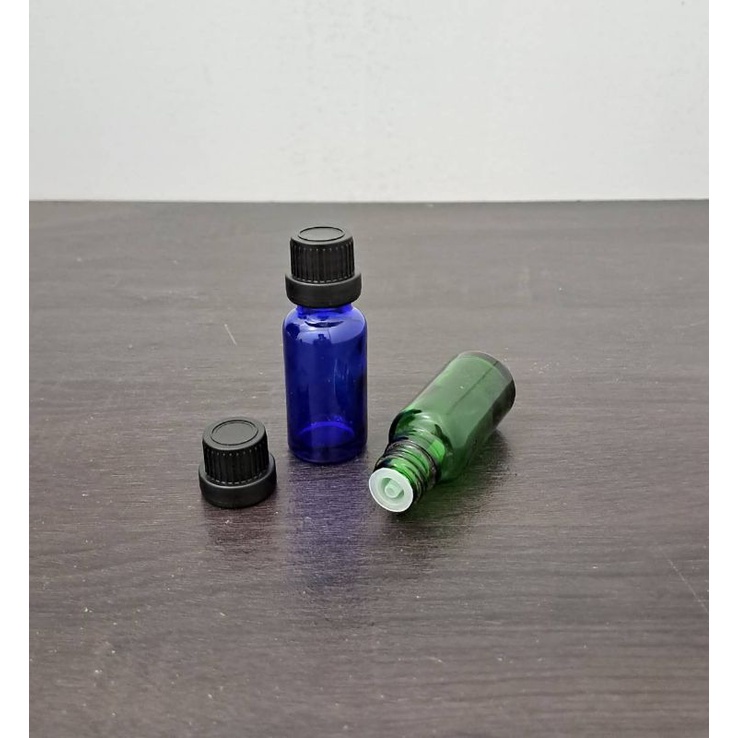 botol kaca 20ml hijau biru tutup filler hitam / botol essential oil 20ml