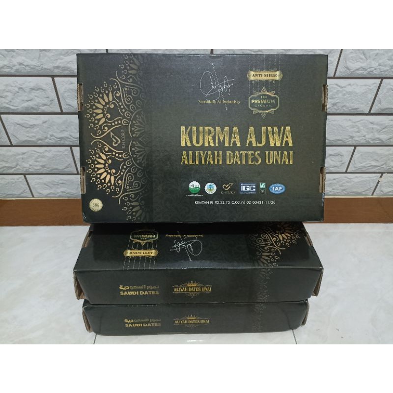 

Grosir Kurma Ajwa Aliyah Premium Organik Grade 1+