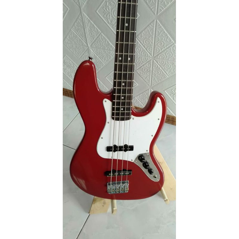 Gitar Bass Fender