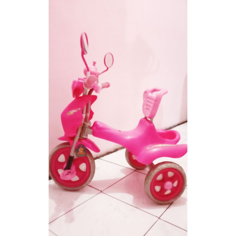Sepeda Roda Tiga Anak Family