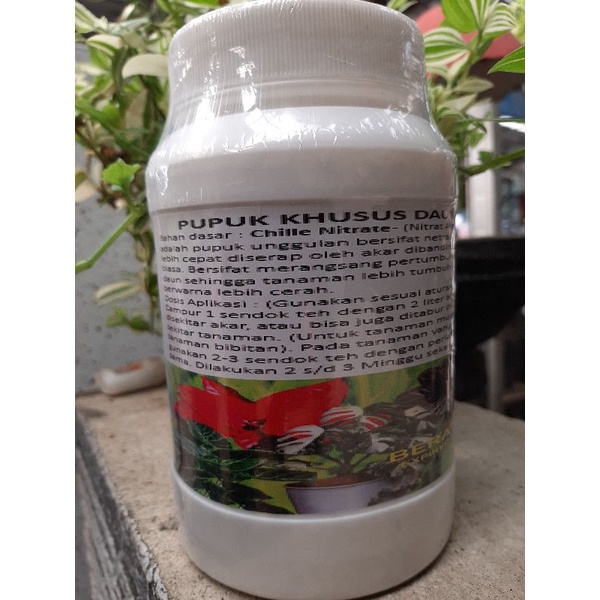 Pupuk Aneka Daun kemasan 800gram