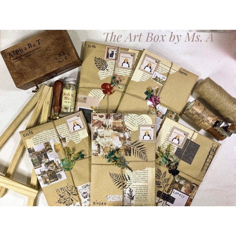 

Premium starter kit vintage journal art ephemera