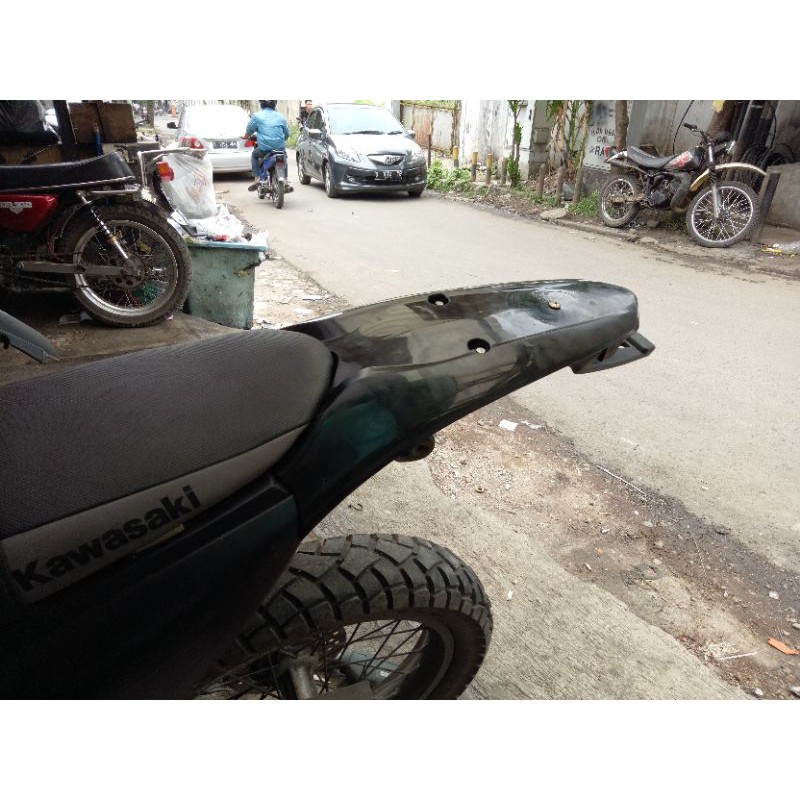 Spakbor Belakang KLX L Gordon