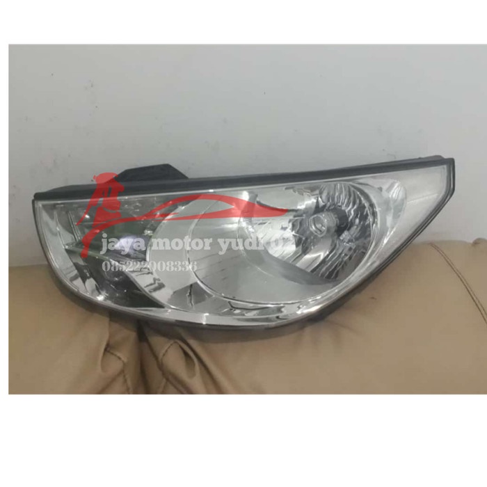 Bekas} headlamp hyundai tucson 2011 Berkualitas