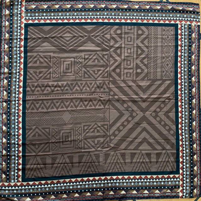 

Motif piramid