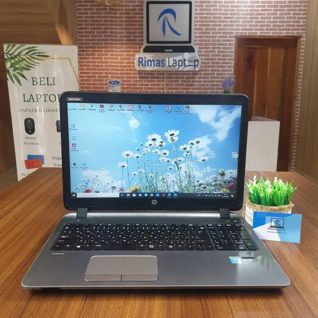 Laptop HP i5 Ram 8 GB SSD 256 GB bekas second