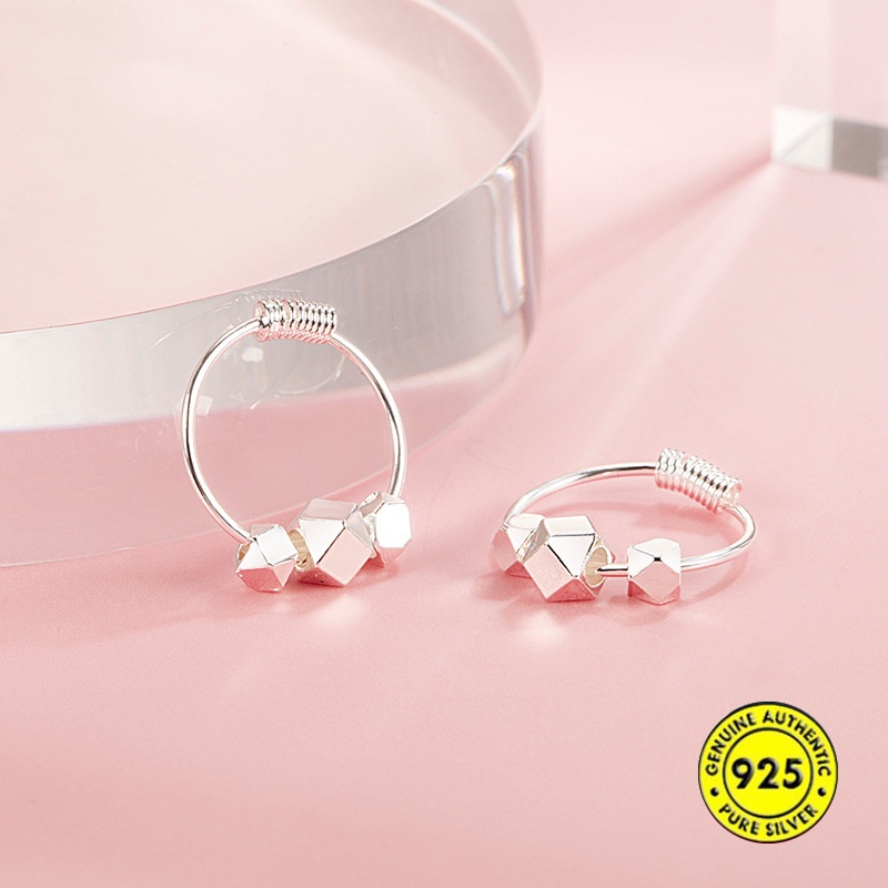 Anting Tusuk Hypoallergenic Warna Silver Untuk Wanita