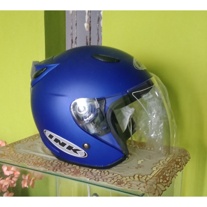 

HELM CENTRO (kemasan kardus +bubble wrap)