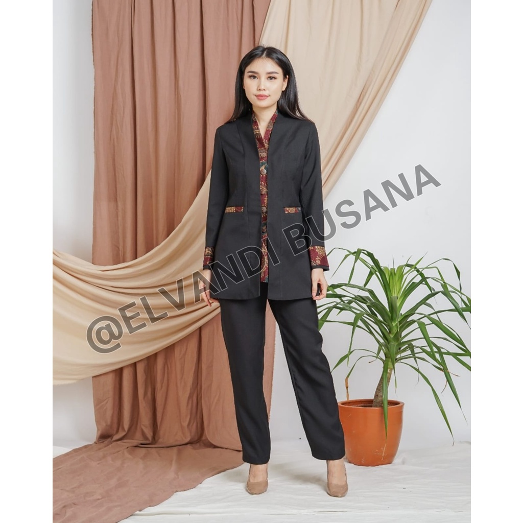 BLAZER WANITA LYNELLE / Seragam PNS / Blazer PNS / Baju PDH PNS Wanita / Baju Dinas Pemda Wanita / Baju Khaki PNS Wanita / Seragam ASN Wanita / Baju Guru Wanita - 5001 Hitam