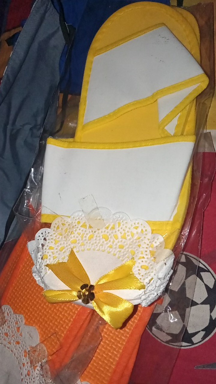 Sandal Hotel Yellow &orange