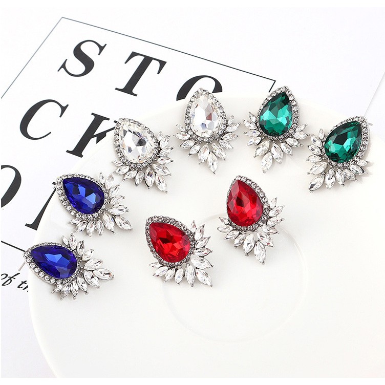 LRC Anting Tusuk Fashion Water Drop Diamond Earrings Y62698