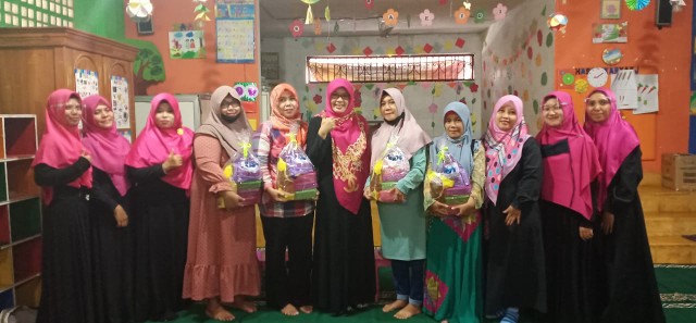 Masker Brokat Hijab/masker Motif Brokat