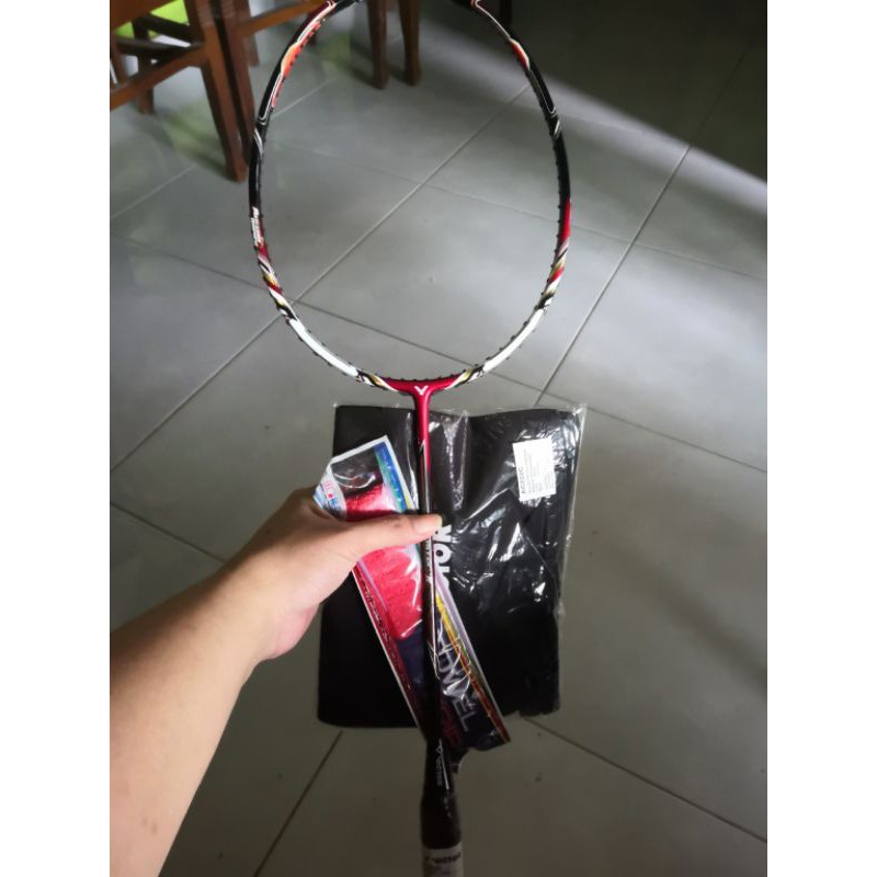 Raket Victor Thruster K 8000