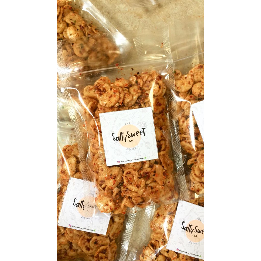 

Kerupuk seblak kering