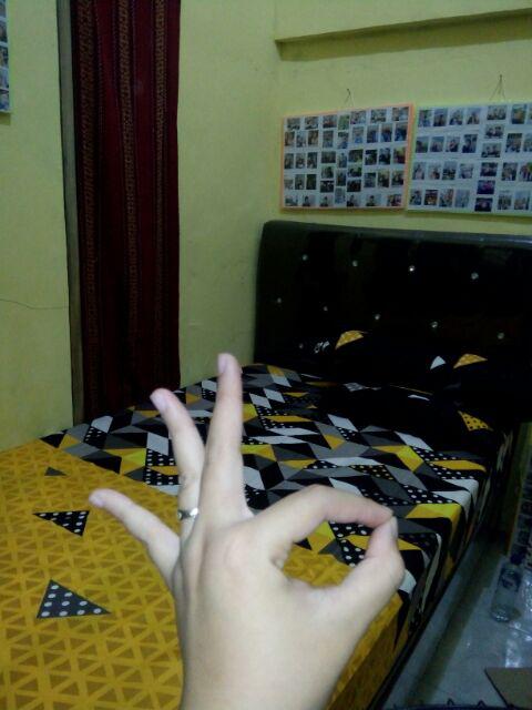 Sprei Bonita Single 120 Cm X 200 Cm Corak Malvino